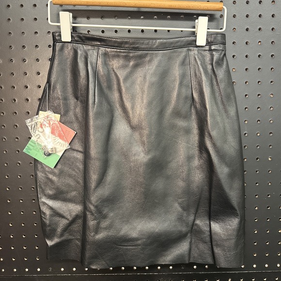 Wilson Dresses & Skirts - NWT Wilson's Genuine Italian Leather Mini  Skirt Sz 2 Black NWT (124)‎